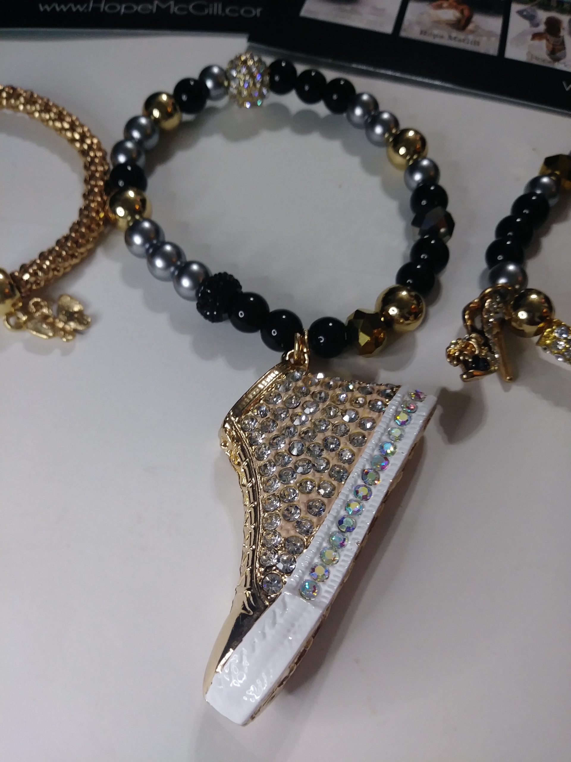 "Mega Diva" Viva La Bling
